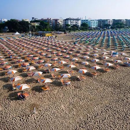 Girasoli شقة