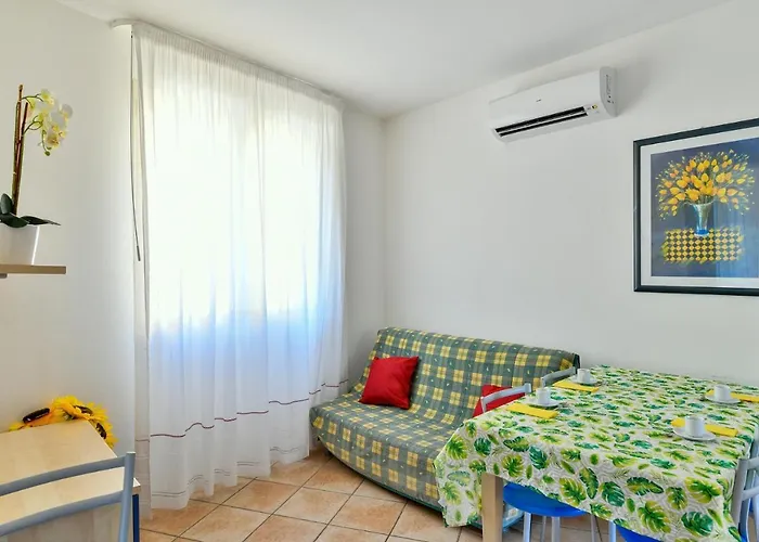 Girasoli Apartment *
